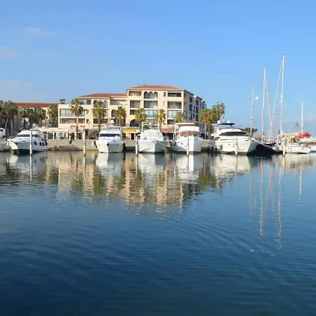 Familial Climatise, 5 Couchages, Vue Port, Proche Mer, Parking Prive, Animaux Bienvenus - Fr-1-225-249 *